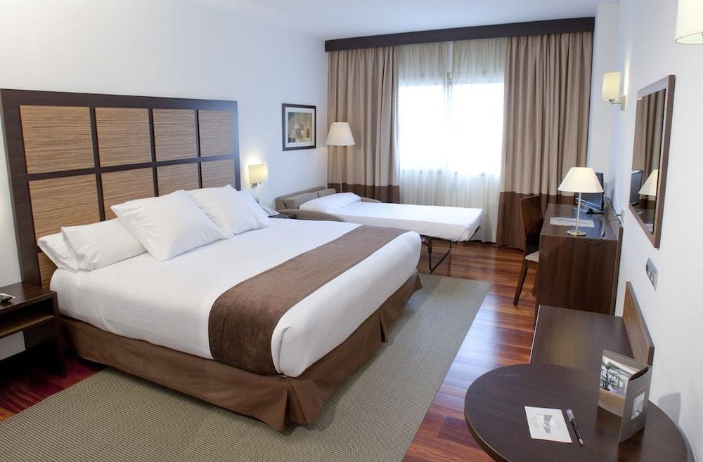 Aparthotel Attica21 As Galeras Bastiagueiro ภายนอก รูปภาพ